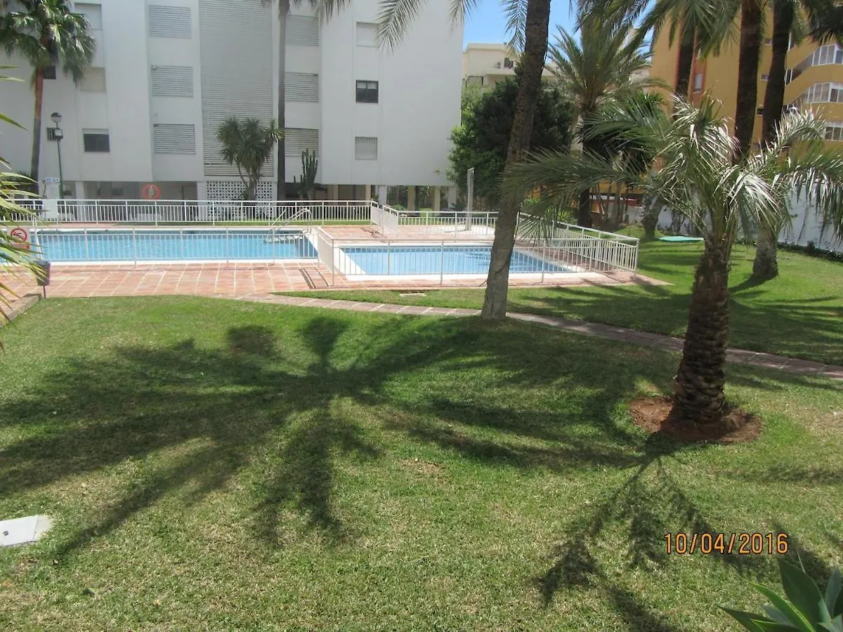 Torremolinos Carihuela Beach Resort 아파트