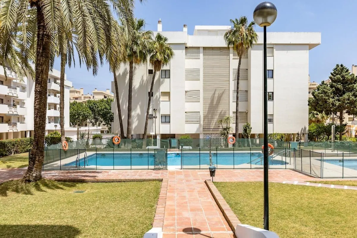 Torremolinos Carihuela Beach Resort 0*,  스페인